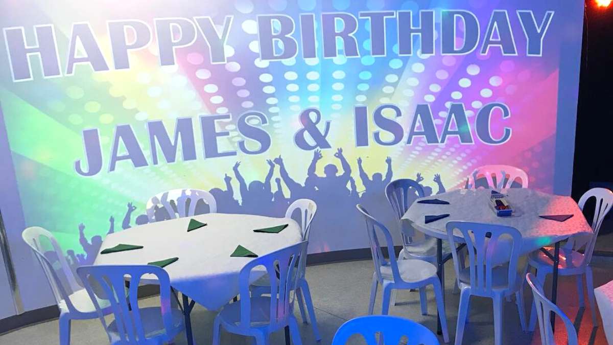 Children's birthday parties in Wirral Shayle Hollie