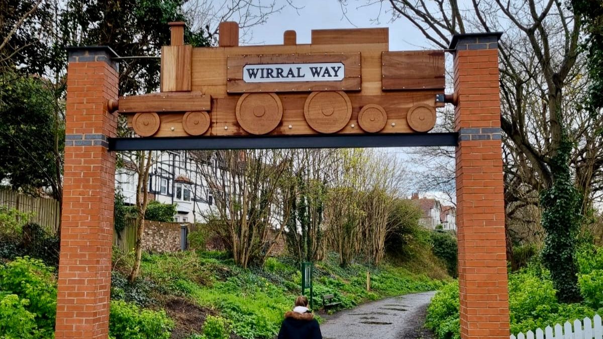 The Wirral Way, West Kirby to Wirral Country Park Walk