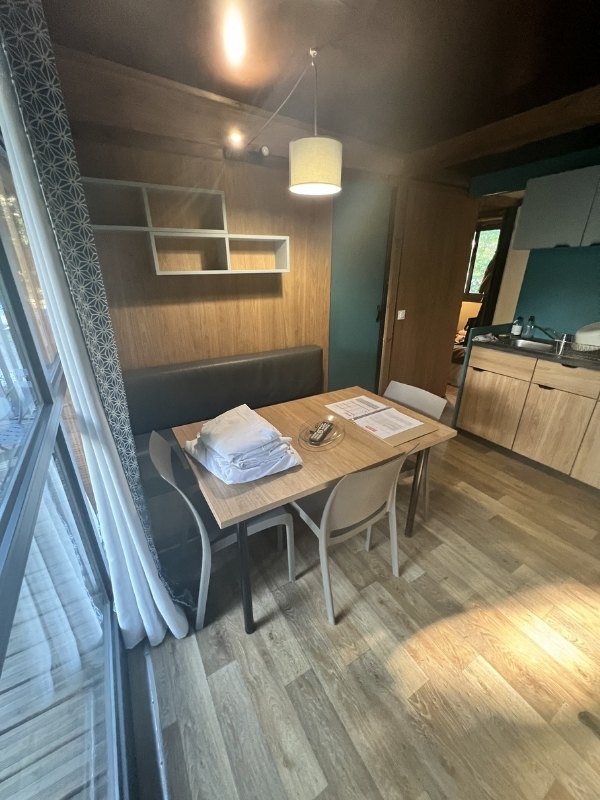 Camping de Lyon chalet.